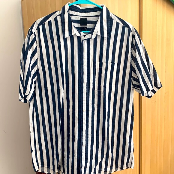 Miami vice type summer shirt! Whose ready to be the summer referee? - Picture 1 of 4